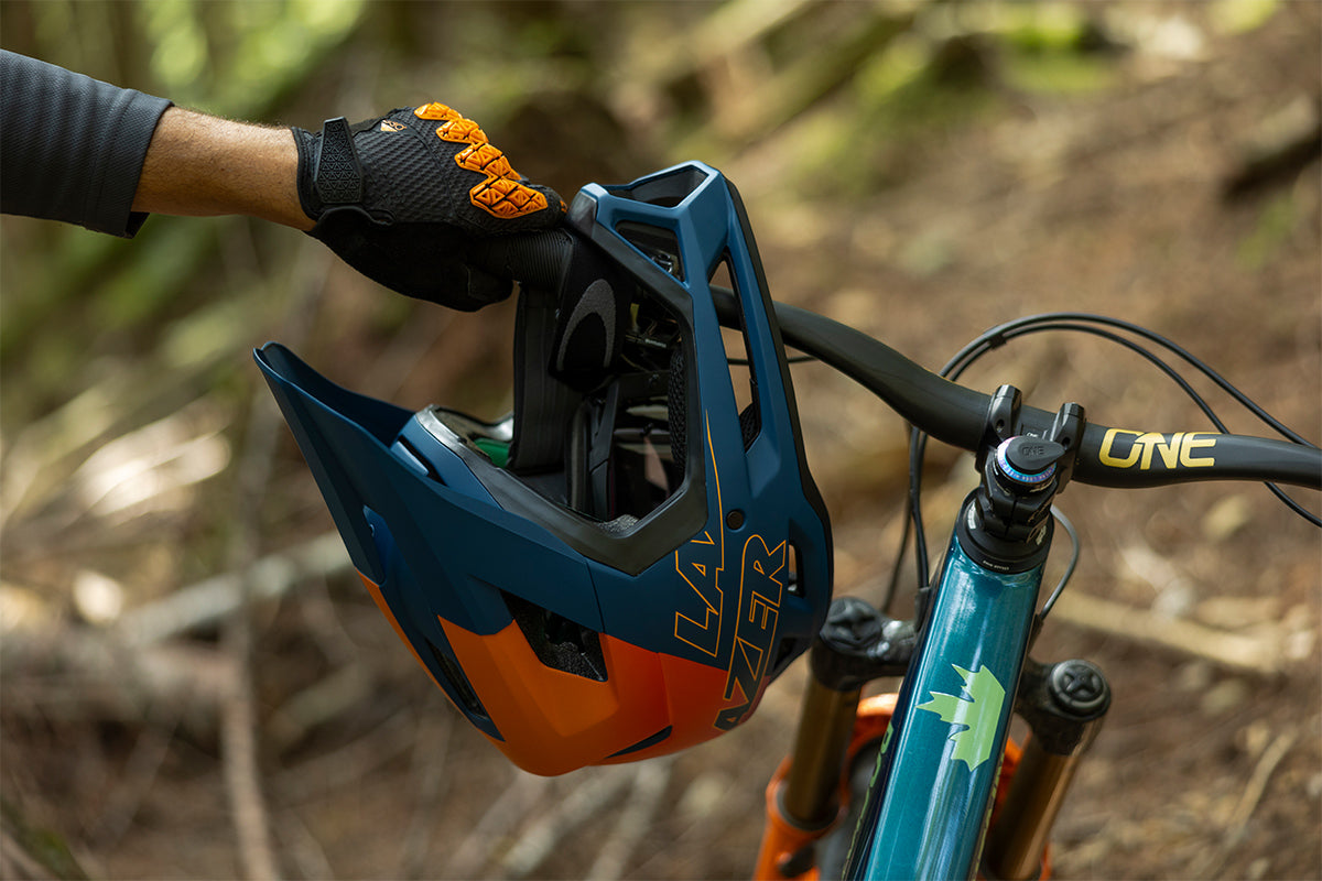 Lazer Cage KinetiCore: The Ultimate Full Face Helmet | Lazer Sport