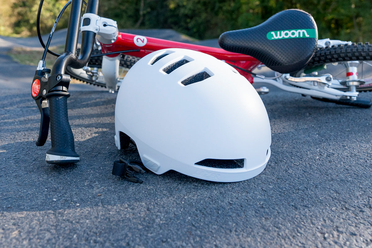 best childs bike helmets Joovy Noodle Helmet for Toddlers and Kids Aged 1-9 (Medium/Black) Ride smart Helmets - The Bike Dads