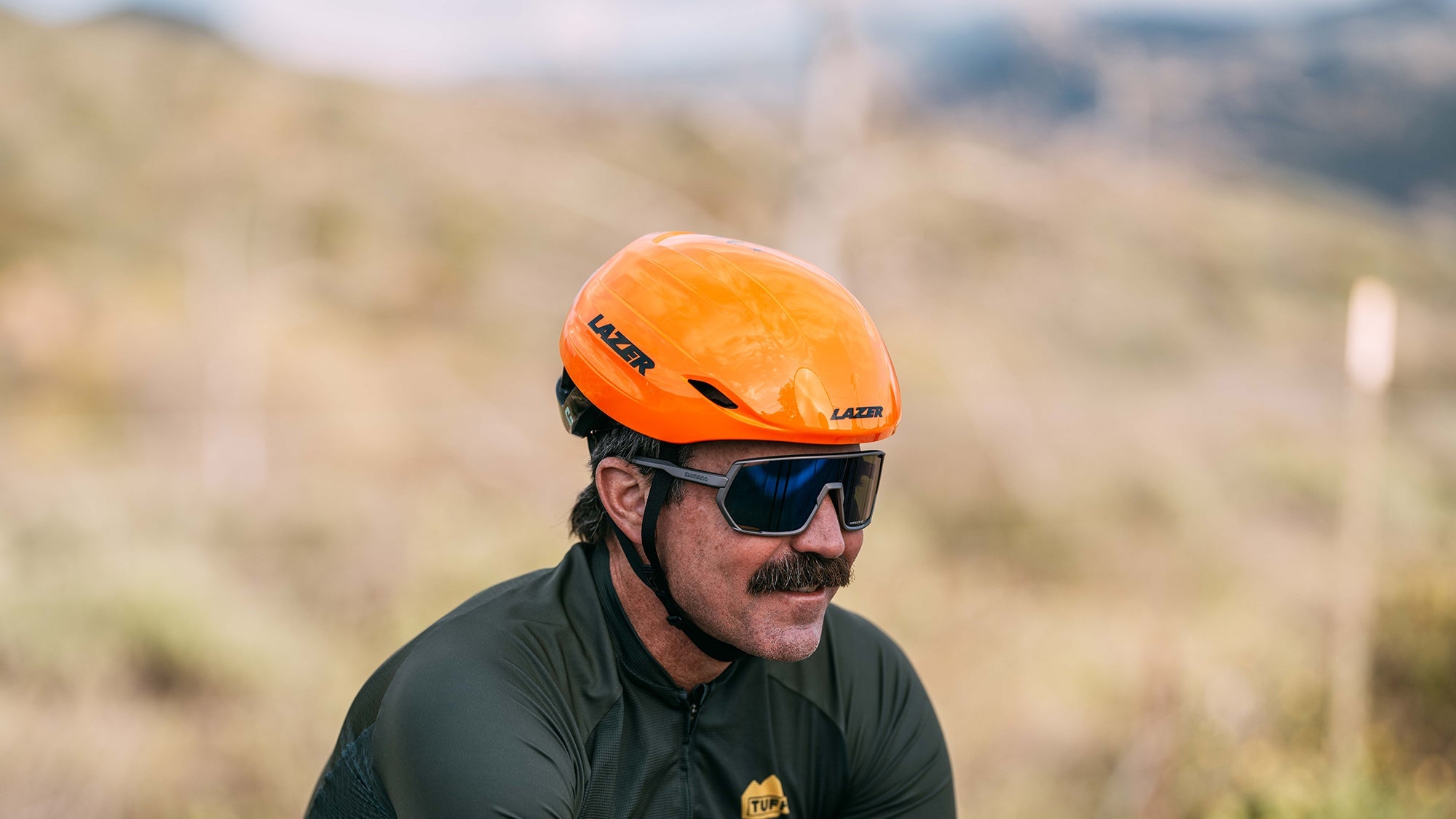 aero bike helmet cover Fully Reflective Waterproof Lightweight and secure construction thanks to In How to ruin an aero